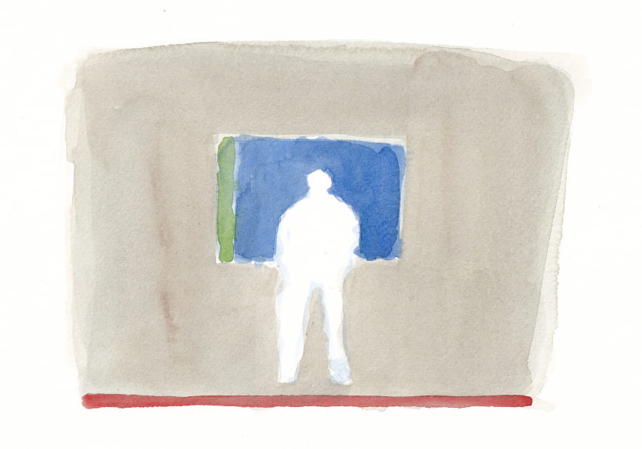 Das Aquarellbild zeigt eine weisse, schemenhafte Figur, die vor einem Fenster steht, durch das ein blauer Himmel zu sehen ist, und strahlt eine Stimmung der Kontemplation aus. - Aquarell zu Text von Ruth Loosli