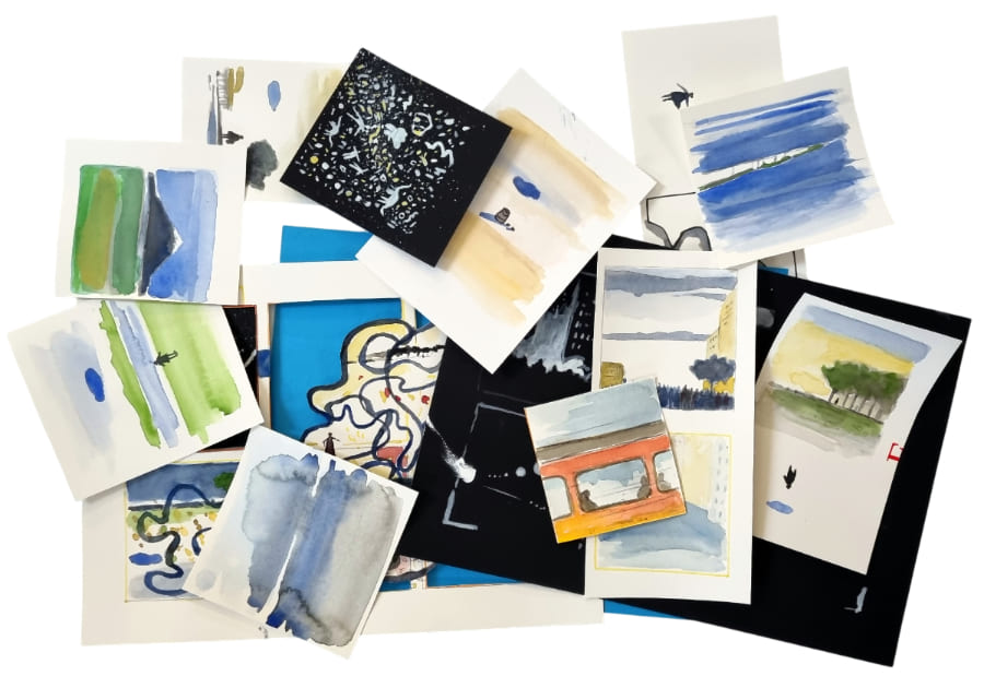 Verschiedene kleine Aquarell- und Tuschebilder Verschiedene kleine Aquarell- und Tuschebilder liegen durcheinander - Graphic Novel Artwork